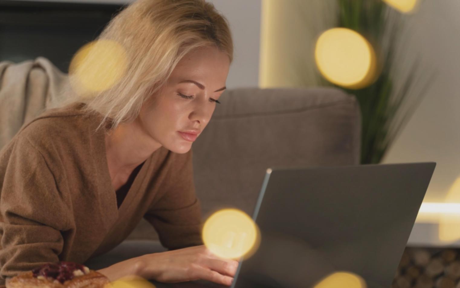 Espace de formation moderne avec matériel pédagogique