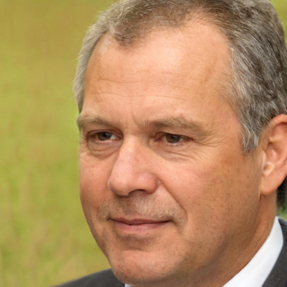 Portrait de Julien Devarieux, formateur en finance